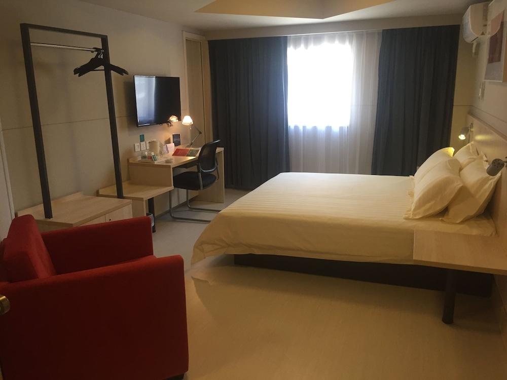 Jingjiang Inn Shanghai Jiading Chengzhong Road Luaran gambar